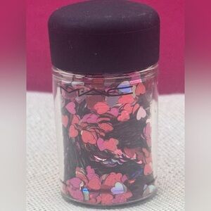 Mac cosmetics ‘pink hearts’ a28 glitter makeup